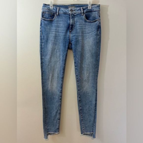 DL1961 Emma Low Rise Instasculpt Claiborne Blue Raw Hem Skinny Jeans Size 29 - Picture 4 of 8